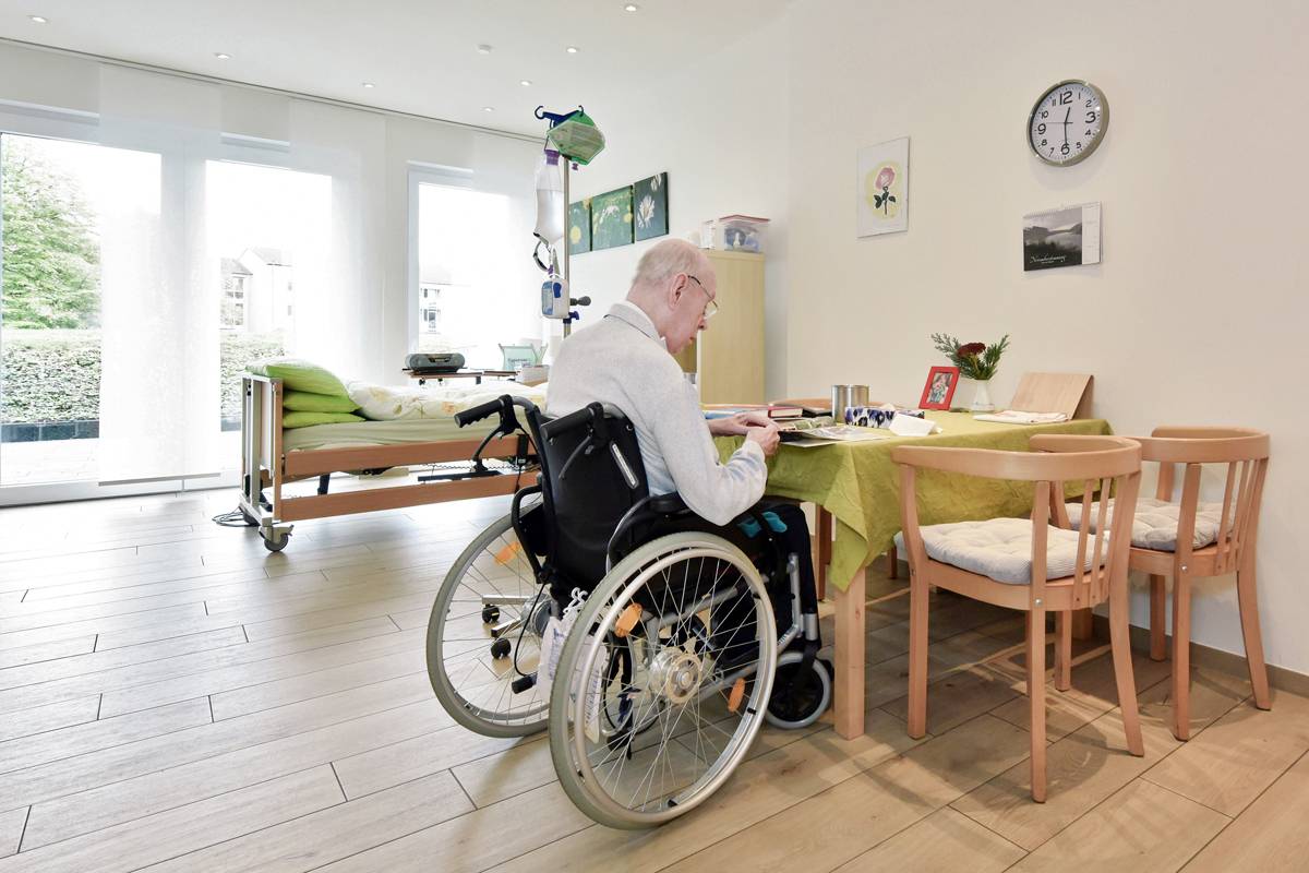 Intensivpflege Pflegedienst Schwalmtal Linimed NRW Wohngemeinschaft Patient